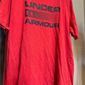 Under Armour Men's Red T-Shirt